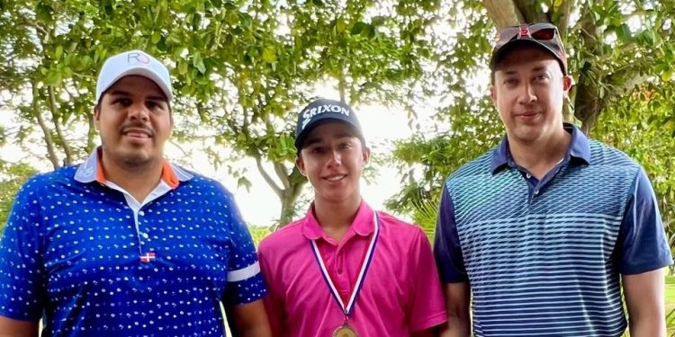 Jóvenes talentos brillan en apertura del Tour Nacional Juvenil de Golf