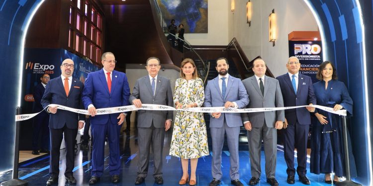 Raquel Peña inaugura Expo Mercado de Valores 2025 con llamado a inversión responsable