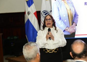 Rosa Santos resalta logros de su gestión en Santiago y reafirma compromiso con la transparencia