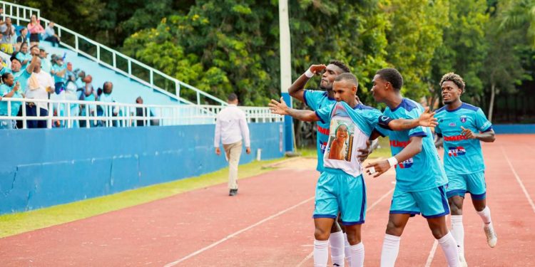 Salcedo FC recupera la cima con triunfo ajustado sobre Atlético Pantoja