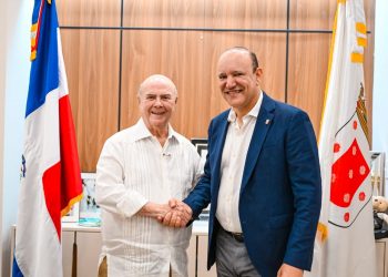Ulises Rodríguez recibe a Hipólito y destaca unidad en el PRM
