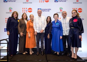 Presentan en Santiago Voluntariado Pro Maternidad Doña Renée Klang