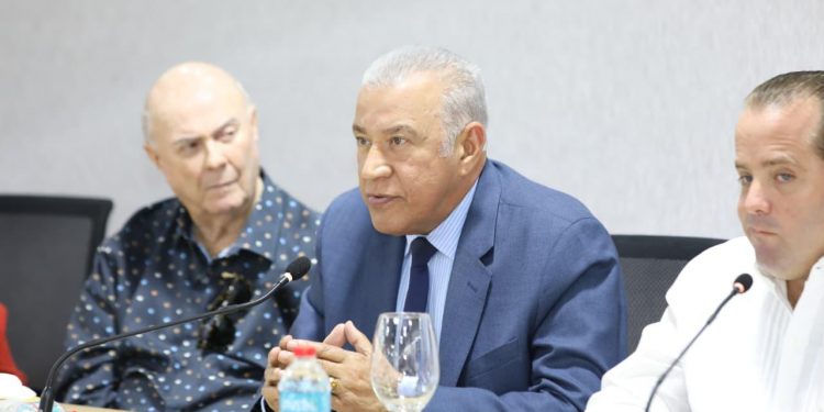 Paliza convoca retiro estratégico en Jarabacoa para definir futuro del PRM