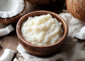 Aceite de coco: expertos aclaran beneficios, riesgos y mitos sobre su consumo