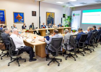 Consejos del BHD celebran sesiones por primera vez en Santiago y anuncian aporte de RD$100 millones para el Ateneo Amantes de la Luz