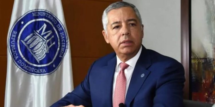 Exdirector de Casinos devuelve RD$20 millones y admite red de sobornos ligada a Donald Guerrero