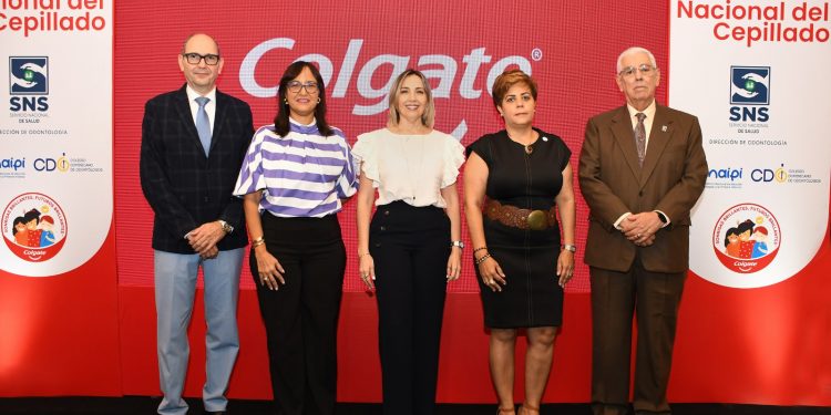 Colgate-Palmolive impulsa la educación bucal en el país durante el Día Nacional del Cepillado