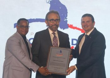 Edmundo Aja, pionero de la hotelería moderna, recibe el Premio Nacional de Turismo 2025