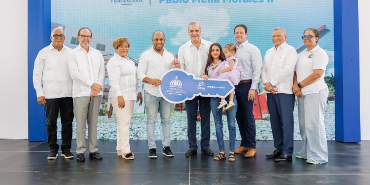Gobierno inaugura 95 apartamentos en Pedro Brand y fortalece plan nacional de viviendas
