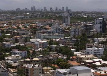 Sismo de 5 grados sacude el Gran Santo Domingo y genera pánico entre la población