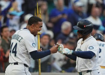 Julio Rodríguez y Jorge Polanco brillan en la victoria de Mariners sobre Tigers
