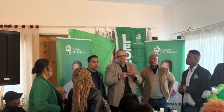 Manolo Infante impulsa la unidad de la Fuerza del Pueblo en Italia durante encuentro con dirigentes en Ancona