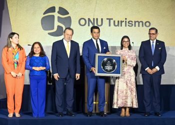 ONU Turismo distingue a David Collado como el mejor ministro de las Américas por su liderazgo en el desarrollo sostenible del turismo