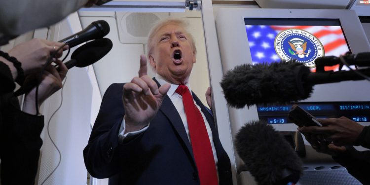 Trump sacude los mercados al amenazar con cortar lazos comerciales con China