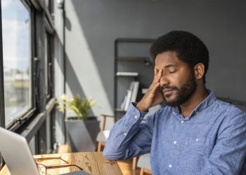 Qué le ocurre a tu cuerpo si pasas demasiadas horas sentado