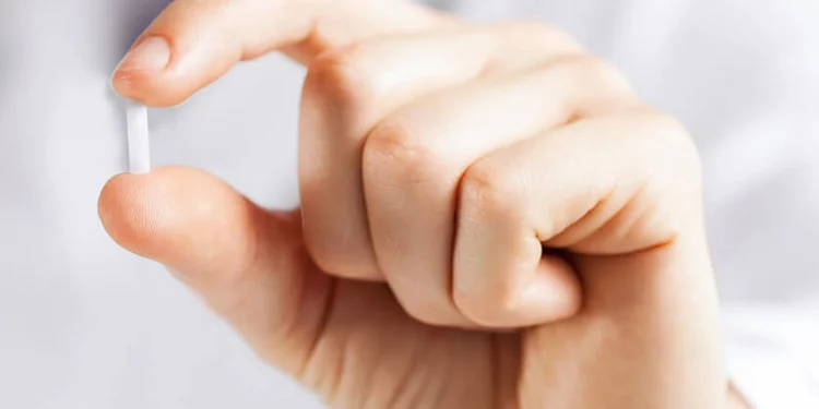 “Chip de la juventud”: qué es, cómo funciona y quiénes pueden usar este tratamiento hormonal