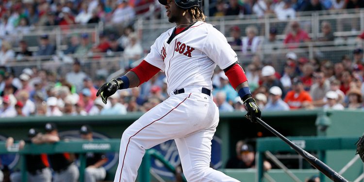 Peloteros dominicanos también batean en el estadio de la farándula