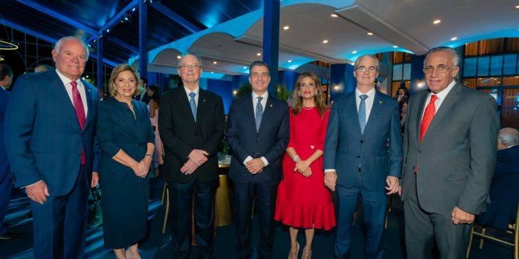 Gran Velada Musical del Popular reúne a clientes corporativos en un cierre de año de agradecimiento