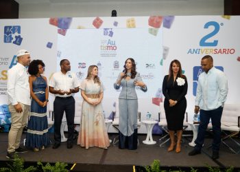 Azul Podcast celebra dos años con conversatorio sobre autismo junto a expertas internacionales