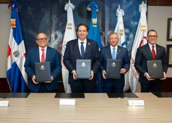 Banreservas y ARS Reservas refuerzan su compromiso con la vida al renovar acuerdo con Salud Pública y el Hemocentro Nacional