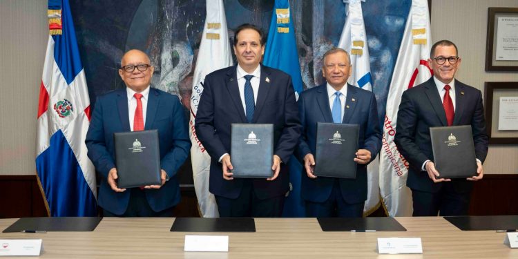 Banreservas y ARS Reservas refuerzan su compromiso con la vida al renovar acuerdo con Salud Pública y el Hemocentro Nacional