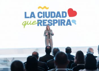 Carolina Mejía destaca legado urbano con “La Ciudad que Respira”