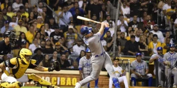 Licey remonta espectacularmente en Santiago y corta el impulso aguilucho