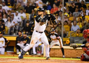 Escarra impulsa triunfo aguilucho en emocionante duelo ante el Escogido