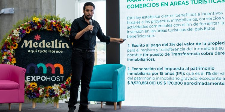 RD apunta a liderazgo regional con turismo sostenible e inversiones inteligentes, según El Economista Youtuber