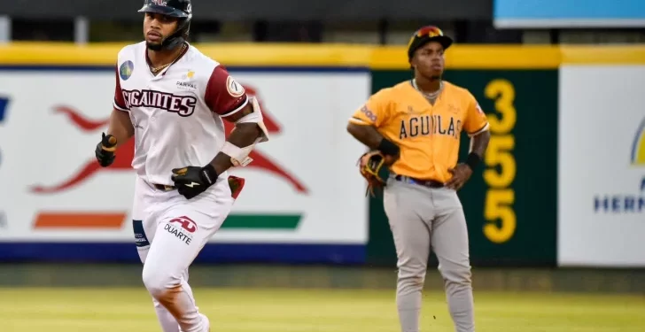 Gigantes frenan la racha de nueve victorias de las Águilas y la jornada de LIDOM se aprieta