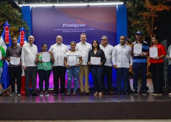 Gobierno destina RD$1,500 millones para apoyar a microempresarios afectados por la tormenta Melissa