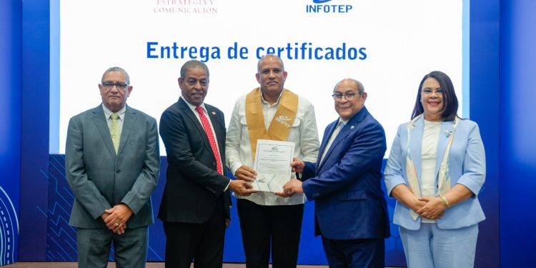 INFOTEP y DIECOM impulsan modernización de la comunicación pública con formación tecnológica avanzada