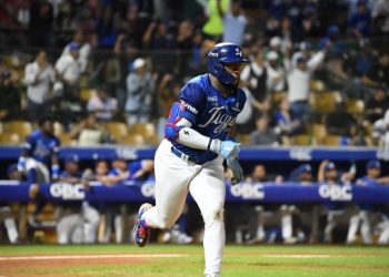 Licey extiende su buen momento y frena a las Águilas con una victoria de poder ofensivo