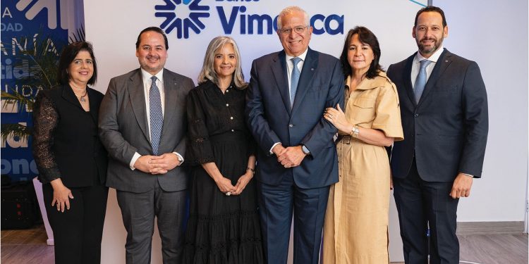 Banco Vimenca expande su presencia en el norte con nueva sucursal en Ágora Santiago Center