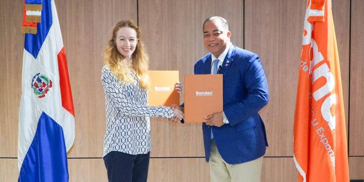 BANDEX y la Agencia Francesa de Desarrollo firman acuerdo de US$20 millones para impulsar proyectos sostenibles en República Dominicana