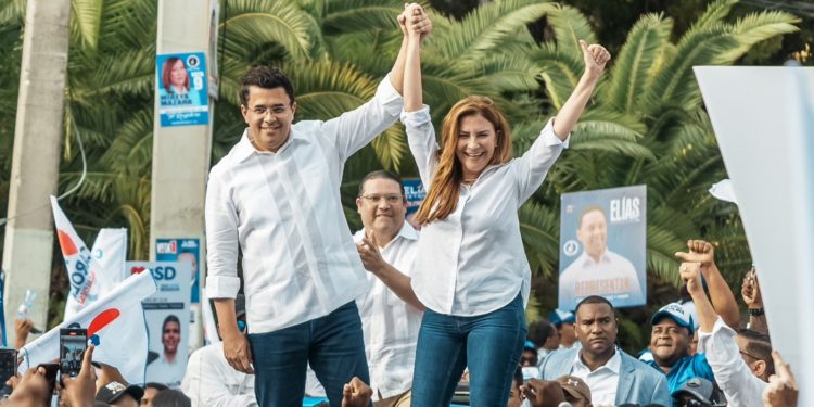 ¿David o Carolina? ¿Carolina o David?