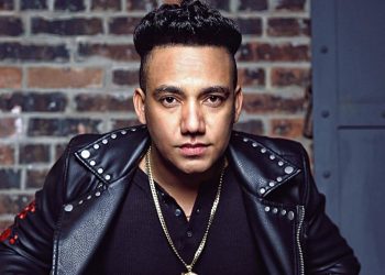 Lovera Discotec pagará RD$14 millones a Elvis Martínez por dos shows en Santiago