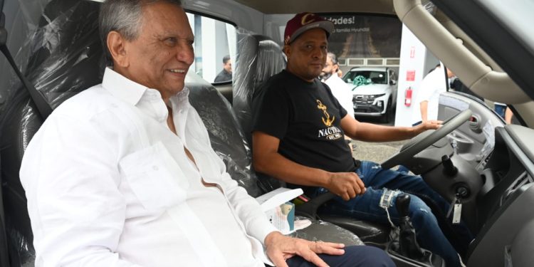Expomovil Banreservas impulsa venta de mas de RD$8,653 millones en vehículos en todo el país