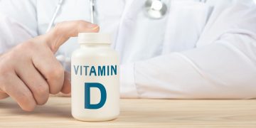 Expertos alertan sobre los riesgos de bajos niveles de vitamina D y cómo mantenerlos durante el invierno