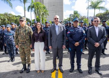 Abinader despliega “Garantía de Paz 2.0” con casi 28 mil agentes para reforzar la seguridad navideña