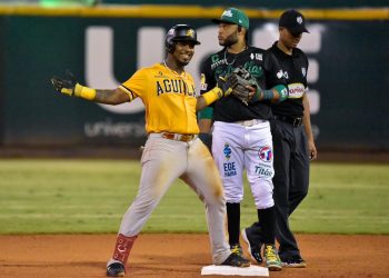 Águilas dominan en San Pedro, Toros rugen ante el Licey y Leones escalan posiciones