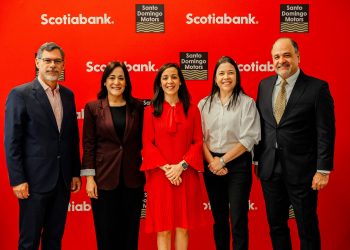Scotiabank celebra 105 años en RD con una gran promoción que sorteará tres SUV Cadillac XT4 2025