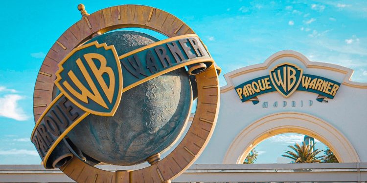 Trump cuestiona la posible compra de Warner Bros Discovery por parte de Netflix