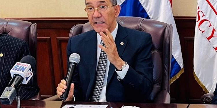 García Fermín rechaza discurso pesimista y defiende fortaleza económica del país