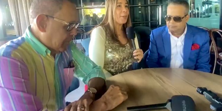 Héctor Acosta respalda que una mujer dirija el país y llama a superar el machismo