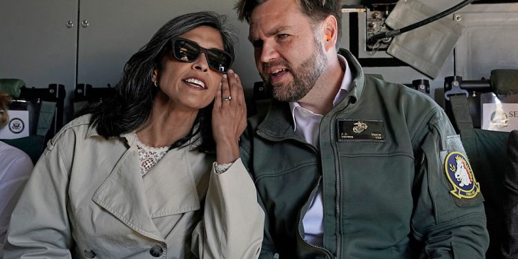 J.D. Vance responde con ironía a rumores sobre una supuesta crisis matrimonial