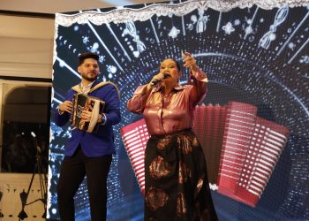 Jayson Guzmán brilla junto a Maridalia Hernández en histórica apertura del Centro Cultural Banreservas