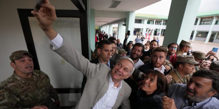 José Antonio Kast gana la presidencia de Chile con amplia ventaja en segunda vuelta