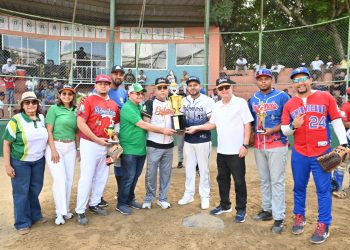 Los Galenos conquistan la Copa Unión Médica con dominio absoluto en el 28.º Aniversario