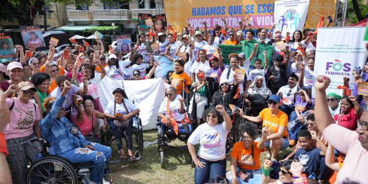 Miles se unen en Santo Domingo para exigir el fin de la violencia contra las mujeres